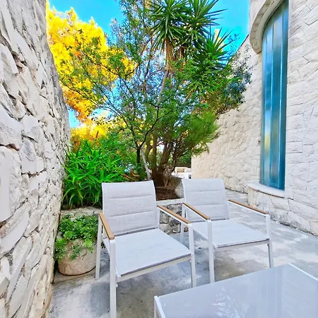 Seastone Alta Beachfront Trogir