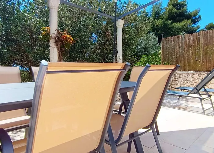 Vila Seastone Alta Beachfront Trogir