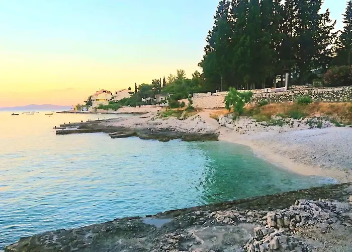 Seastone Alta Beachfront Vila Trogir