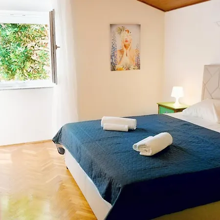 Seastone Alta Beachfront Βίλα *