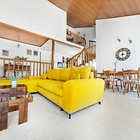 Seastone Alta Beachfront *