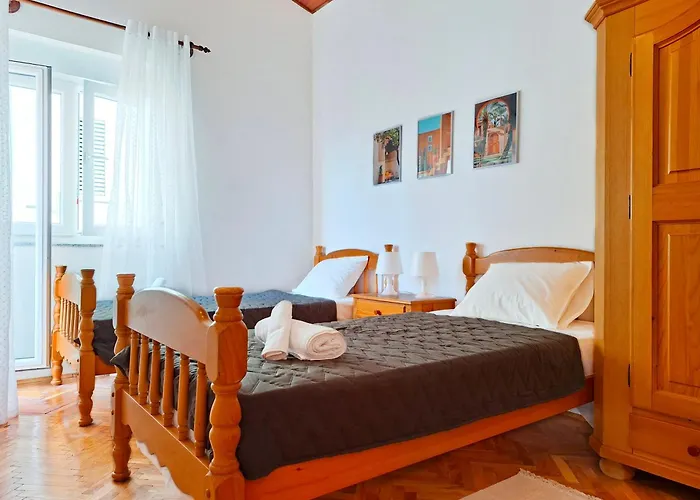 Seastone Alta Beachfront * Trogir