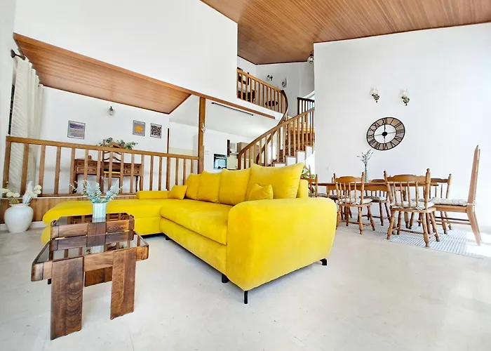 Seastone Alta Beachfront *