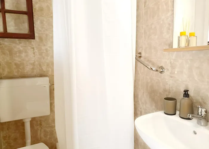 Seastone Alta Beachfront טרוגיר